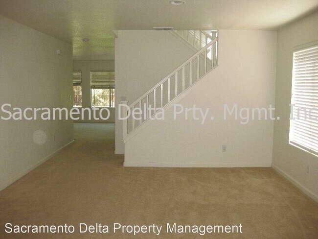 Building Photo - 4 br, 2.5 bath House - 3324 Calla Lilly Way^^