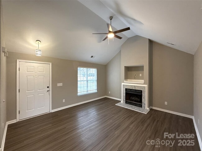 Building Photo - 3631 Joel Turner Dr