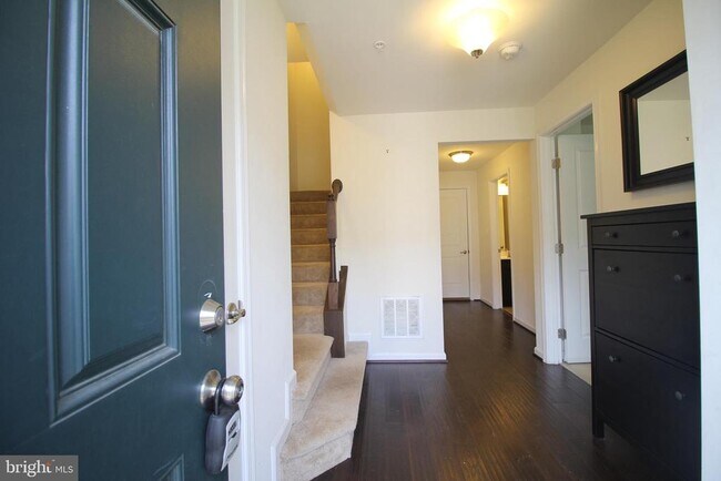 Foto del edificio - 5442 Stream Bank Ln