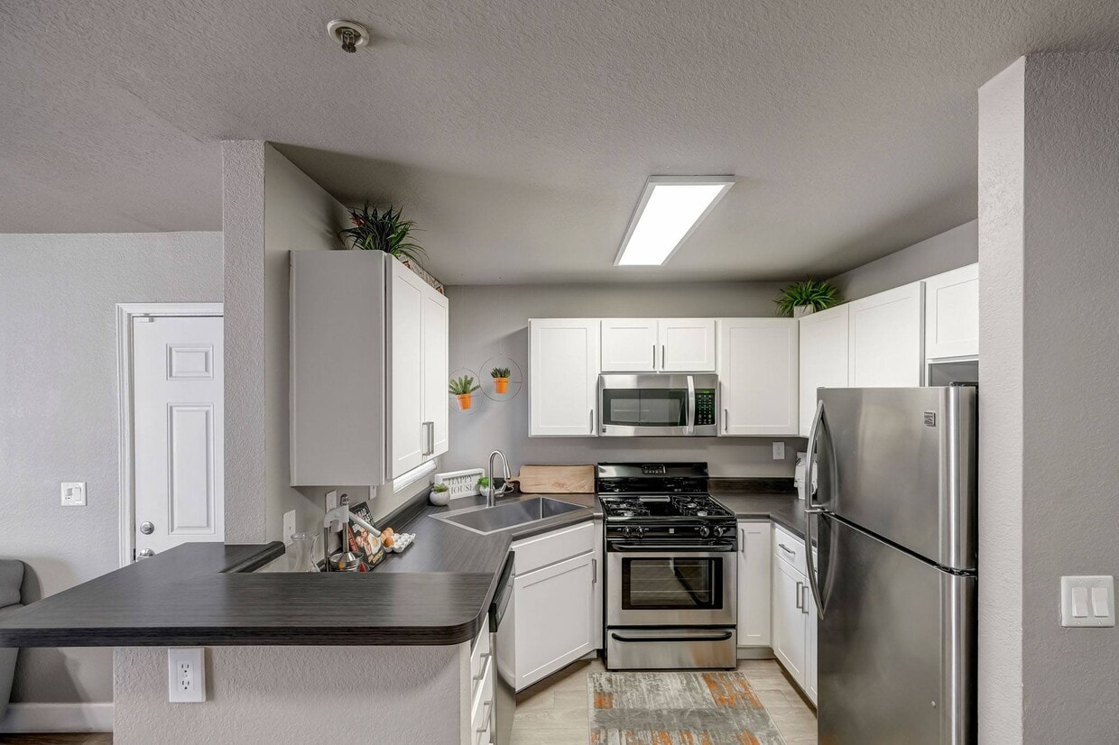 Primary Photo - Allure at Tempe Apartments