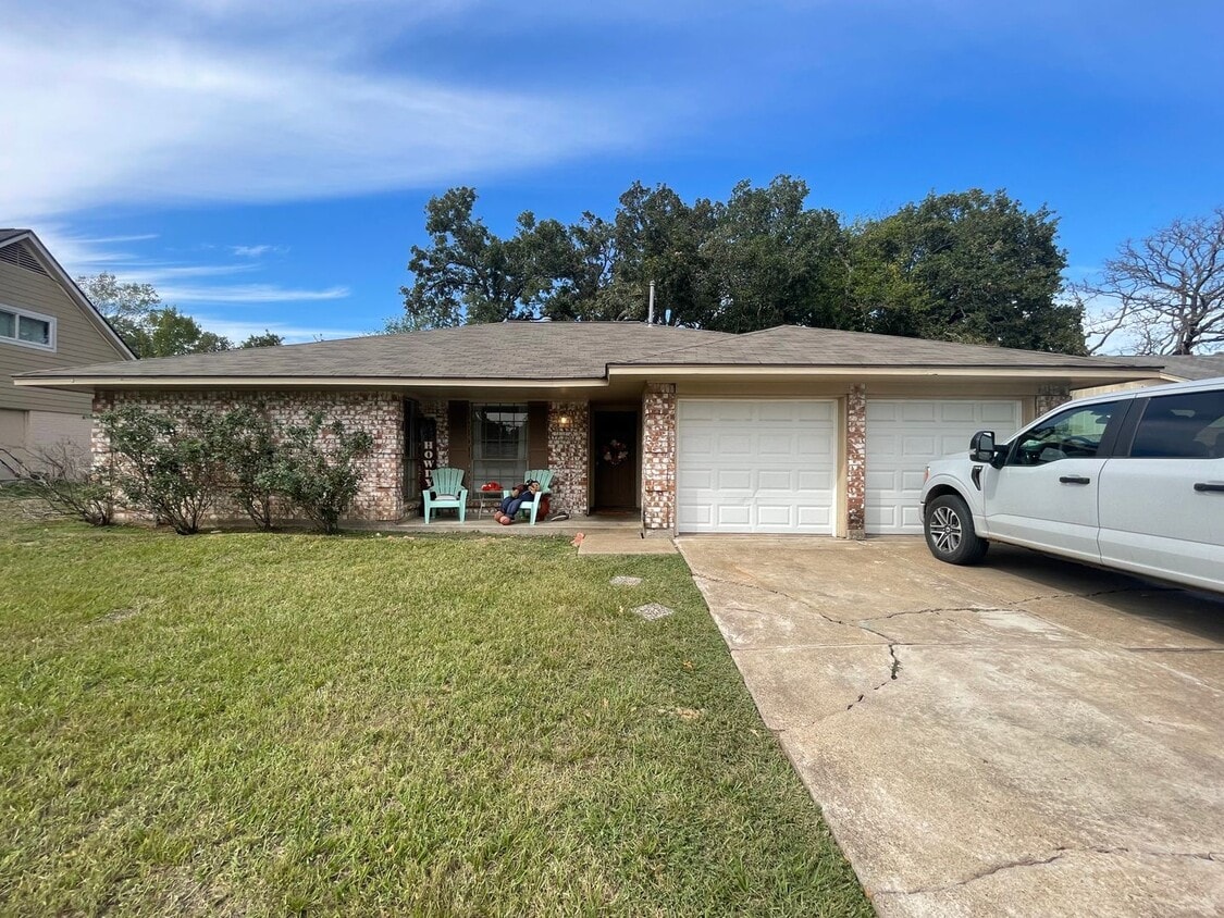 1201 Francis Dr, College Station, TX 77840 House Rental in College