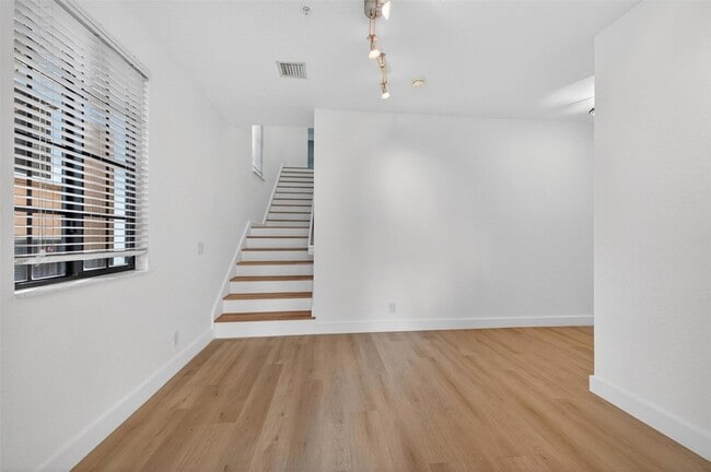 Foto del edificio - 2678 Center Ct Dr