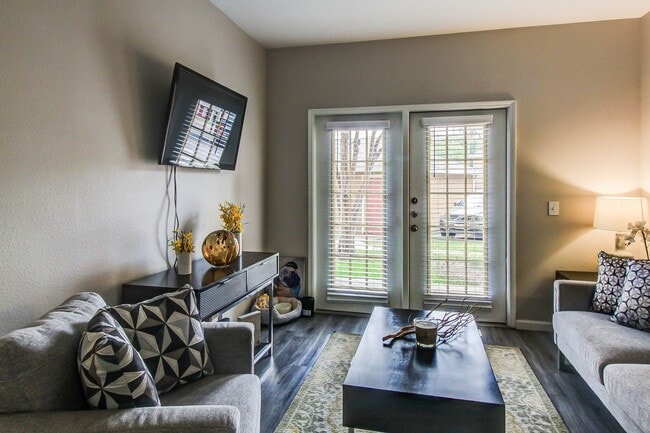 Living Area - Lago Del Mar