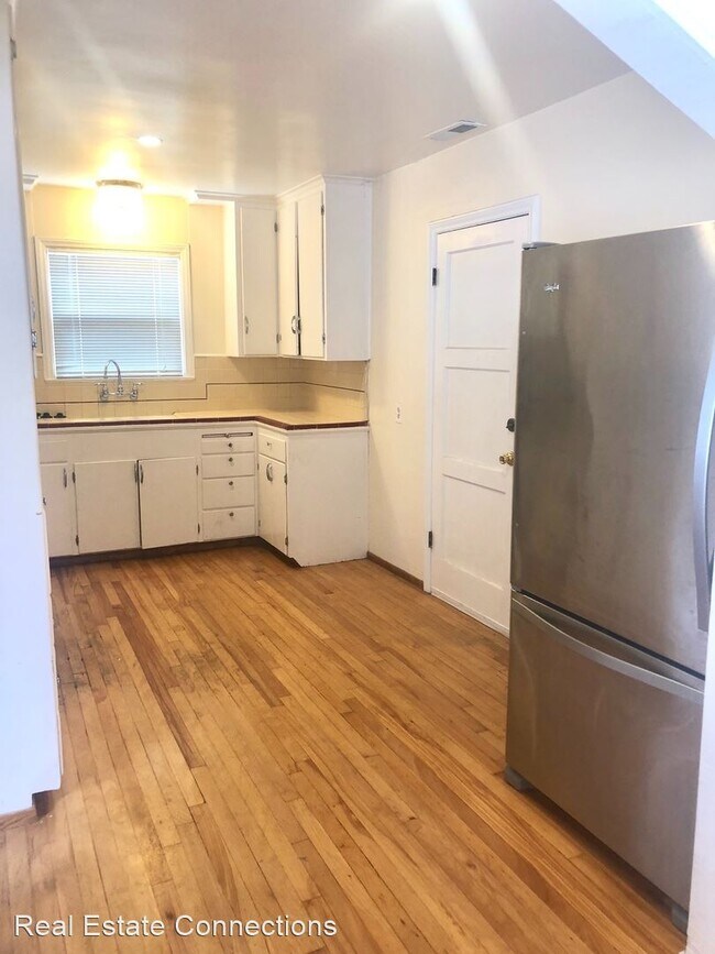 Building Photo - 3 br, 2 bath House - 476 Patton Ave