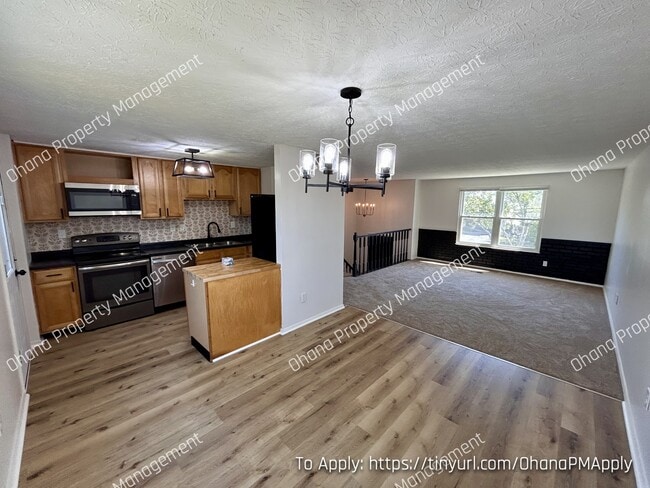 Building Photo - 4420 Hickory Wood Dr