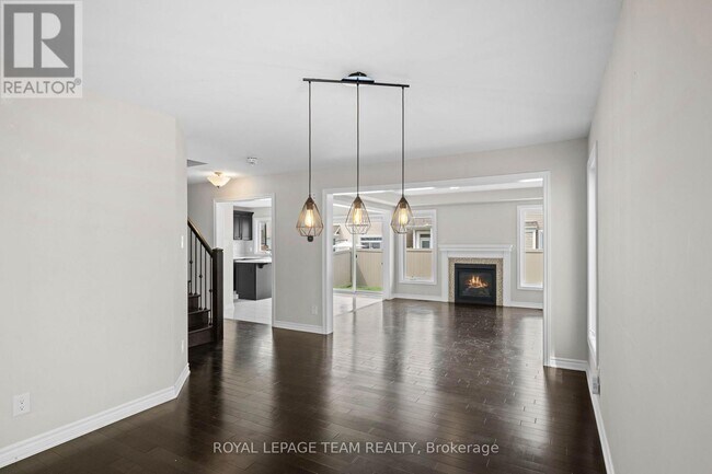Building Photo - 127 Solaris Dr