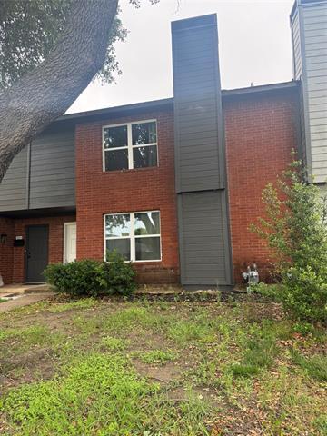 Foto del edificio - 323 Towne House Ln