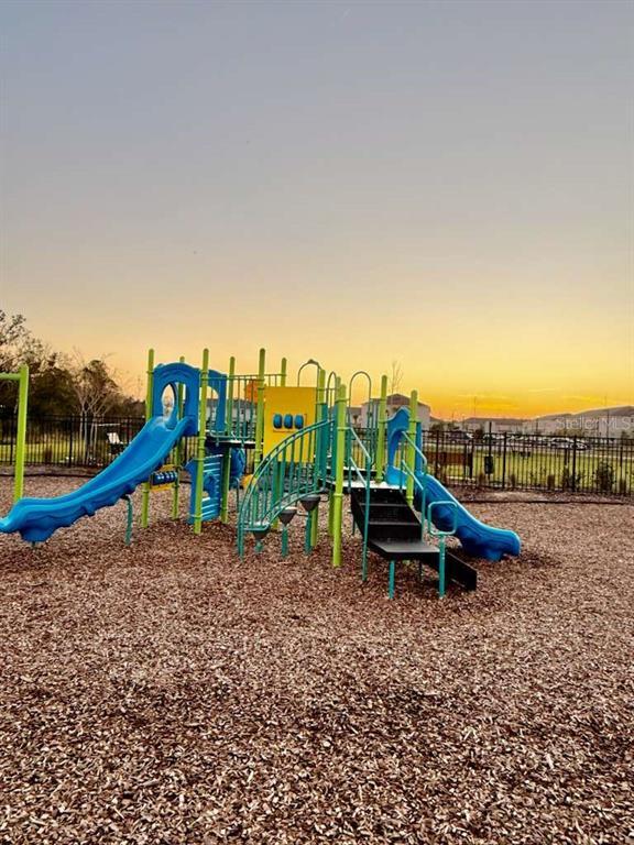 Foto del edificio - 2931 Skyline Lp