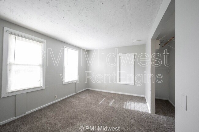 Foto del edificio - 2011 Applegate St