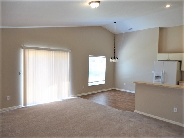 Foto del edificio - 522 Beth Ann St