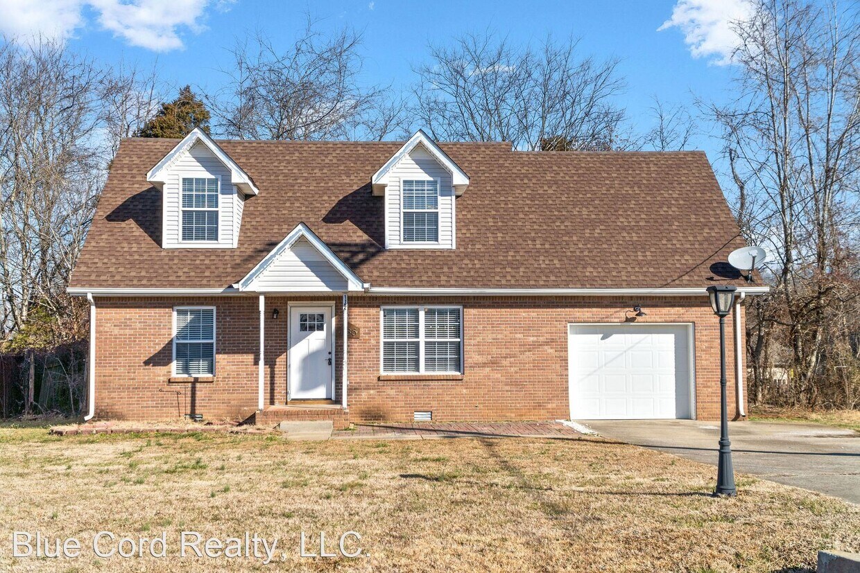 Primary Photo - 4 br, 2 bath House - 1186 Kendall Drive