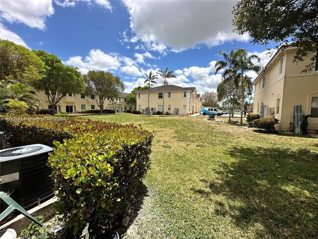 Photo - 1568 SE 26th St Apartment