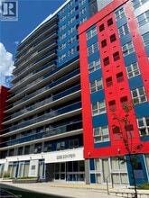 Building Photo - 258B Sunview St