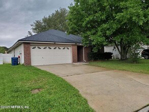 Building Photo - 1058 Waterfall Dr