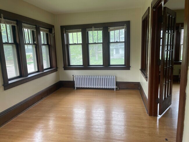 Sun Room/Office - 1643 Berkeley Ave