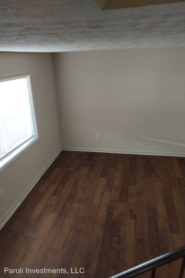 Foto del edificio - 1734 W Forrest Ave