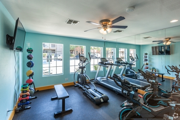 Fitness Center - Acadia on the Lake Apartments