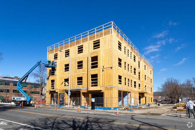 Building Photo - 555 Merrimack St