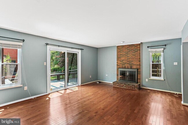 Building Photo - 10069 Cape Ann Dr