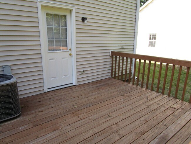 Foto del edificio - 3550-3552 Prescott Dr.