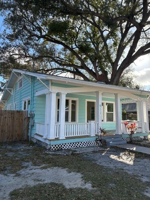 Foto del edificio - 911 Hart St