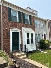 Building Photo - 6850 Ducketts Ln
