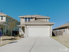 Building Photo - 5343 Marsh Ln
