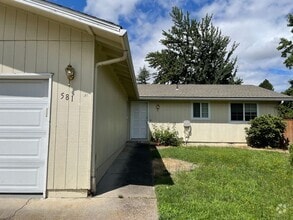 Building Photo - 581 N Wexford Cir