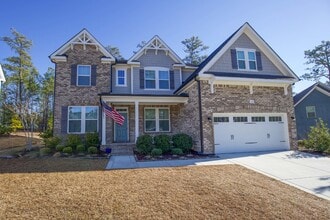 Building Photo - 660 Ave of the Carolinas