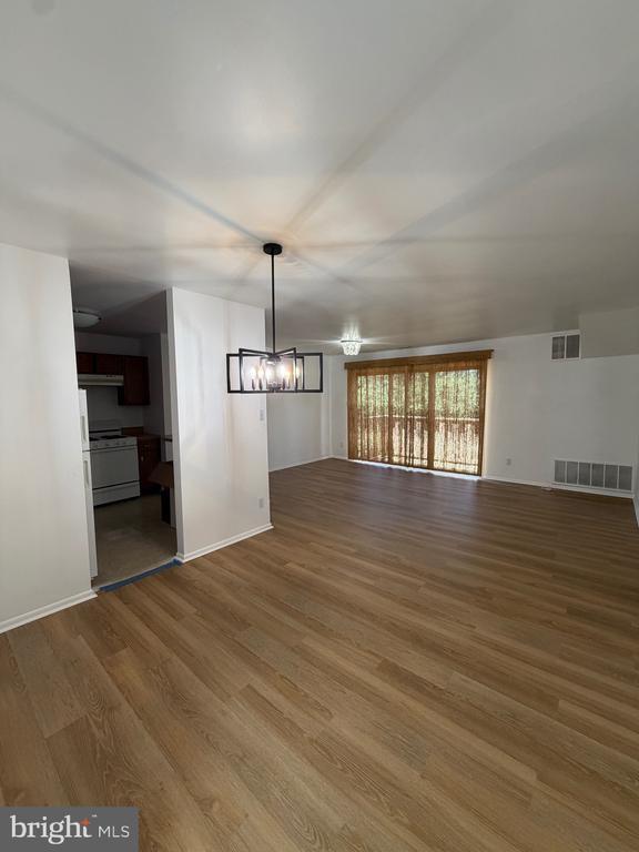 Foto del edificio - 716 Woodhollow Dr