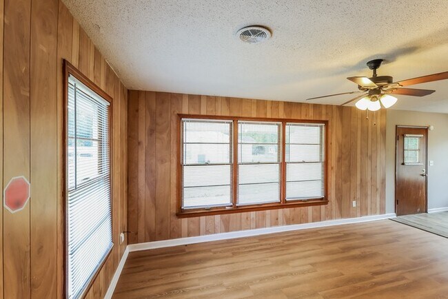 Building Photo - Cute 3 Bedroom in Moundville