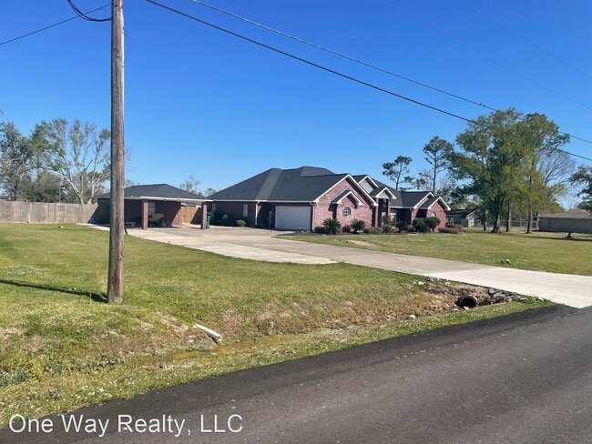 Building Photo - 4 br, 3 bath House - 1339 Erika Drive