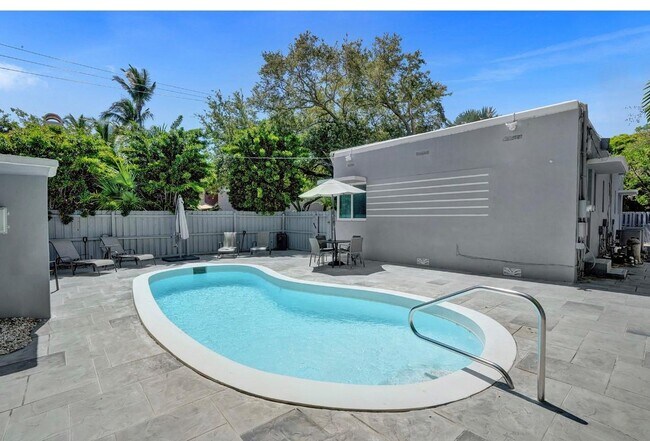 Foto del edificio - 201 NE 14th Ave