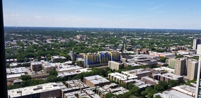Foto del edificio - 5415 N Sheridan Rd