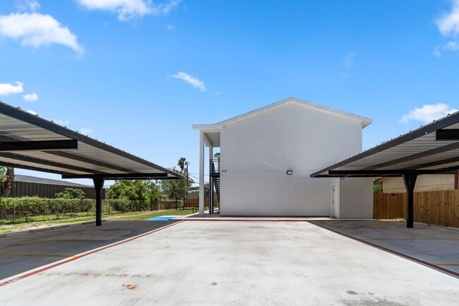 Foto del edificio - 418 N Third Street, 4