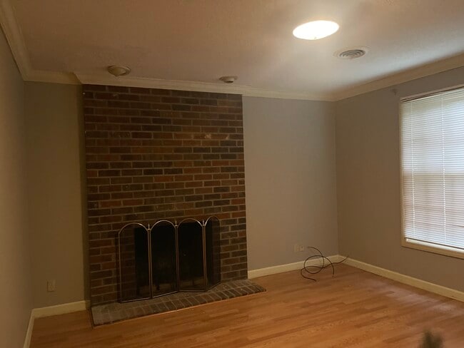 Foto del edificio - 121 Arcadia Ln