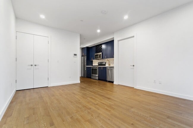 Building Photo - 41-32 27th St