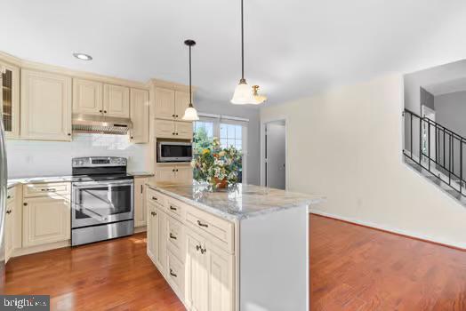 Foto del edificio - 11209 Potomac Oaks Dr