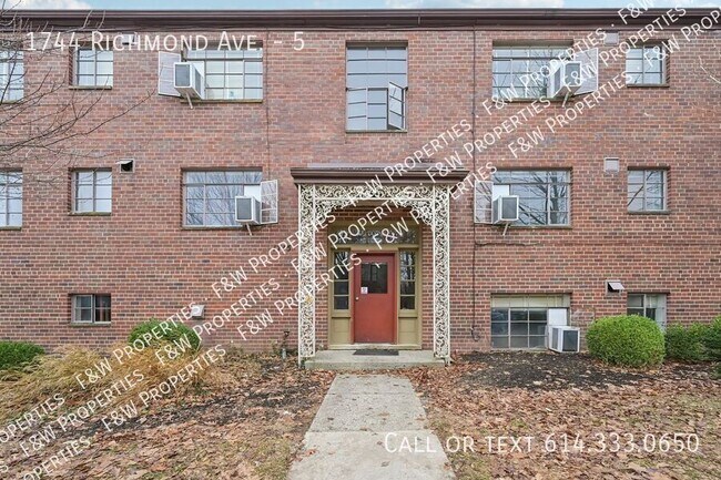 Foto del edificio - 1744 Richmond Ave