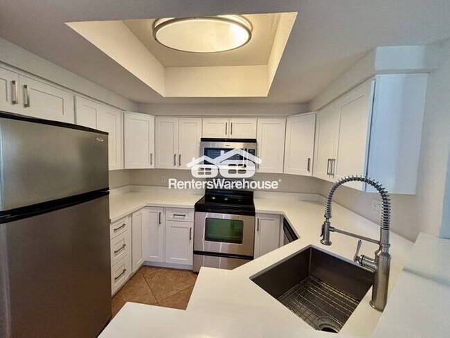 Foto del edificio - Newly Remodeled 2 Bed 2 Ba N. Scottsdale Condo - Shea and 96th