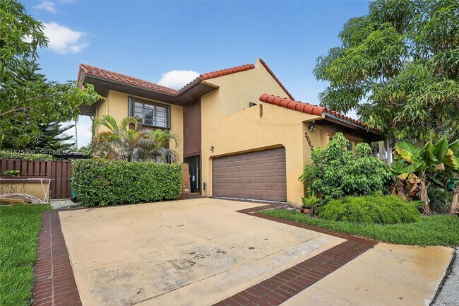 Foto del edificio - 20424 NE 10th Ct Rd