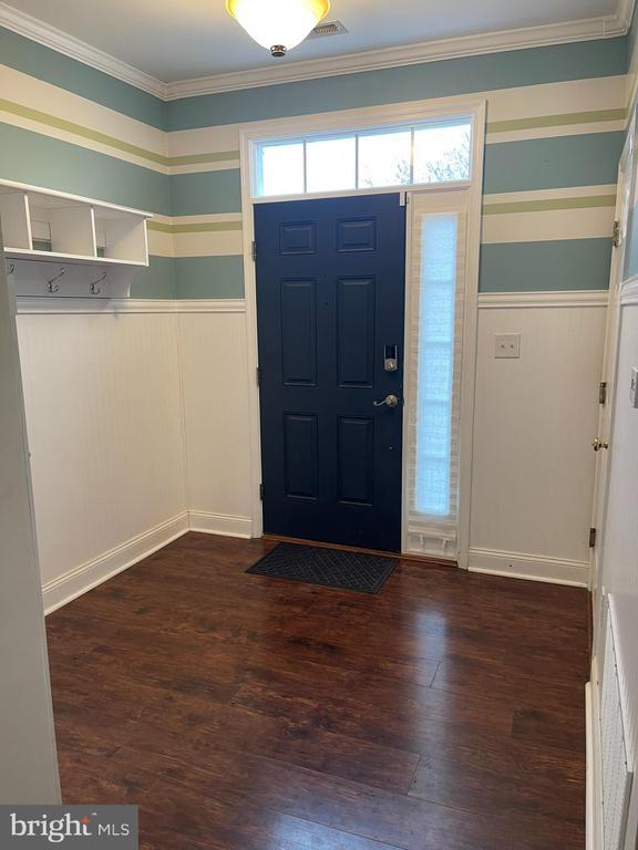 Foto del edificio - 231 Wilmore Dr