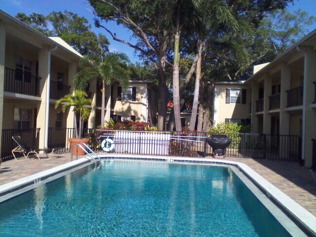 Foto del edificio - 5221 Bayshore Blvd