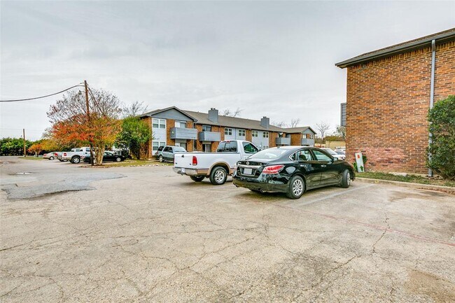 Foto del edificio - 3328 Shepherd Ln
