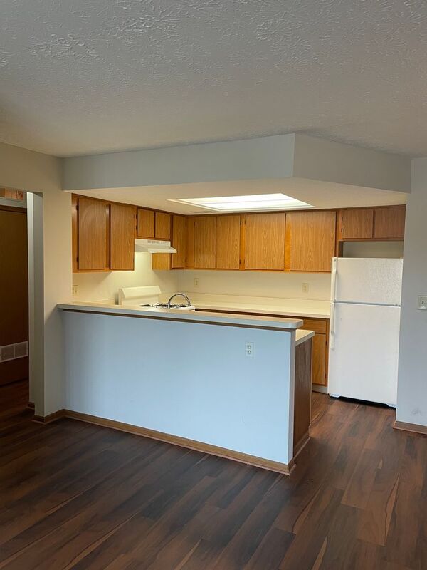 Foto del edificio - 5300 Darlington Rd