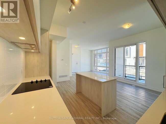 Building Photo - 15 David Eyer Rd