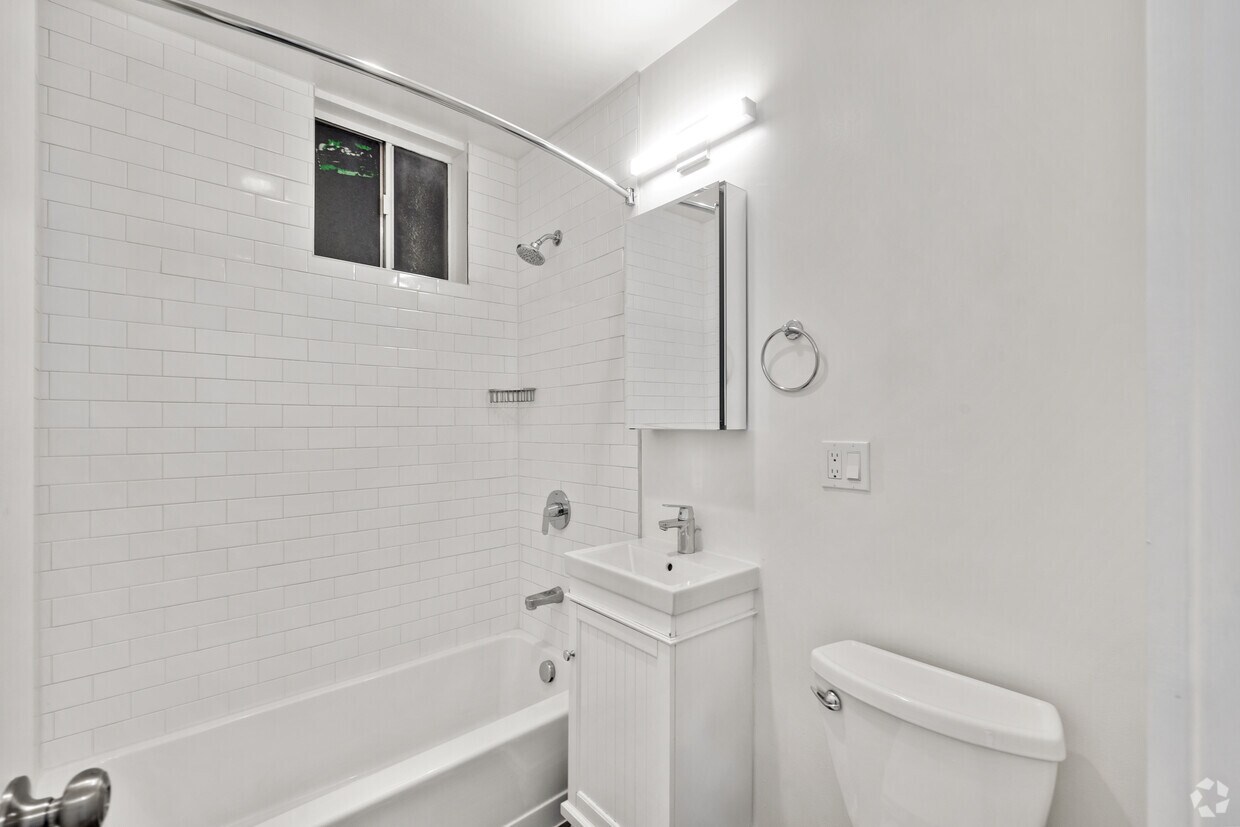 Foto principal - 645 Stockton Street