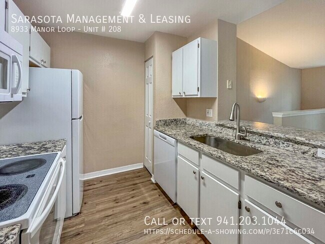 Foto del edificio - 8933 Manor Loop