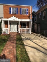 Building Photo - 314 Hume Ave