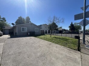Building Photo - 2856 Del Paso Blvd